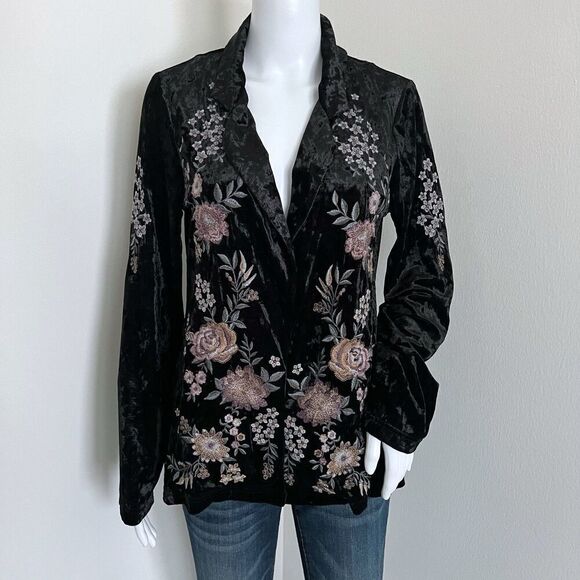 Savanna Jane Women's Floral Embroidered Blazer Jacket Size S Black Velvet Open - Picture 1 of 10
